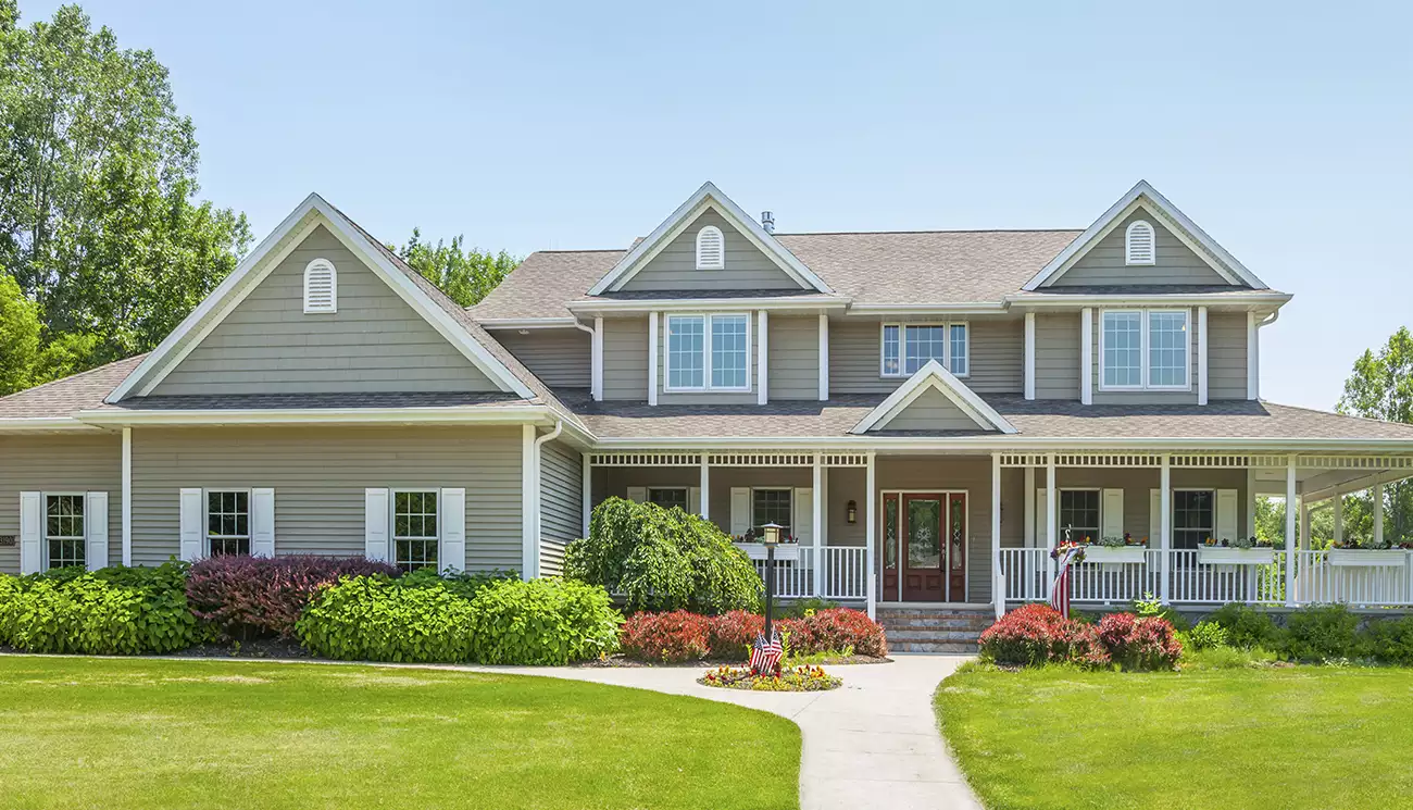 Roof Color Blog Carousel Image 4